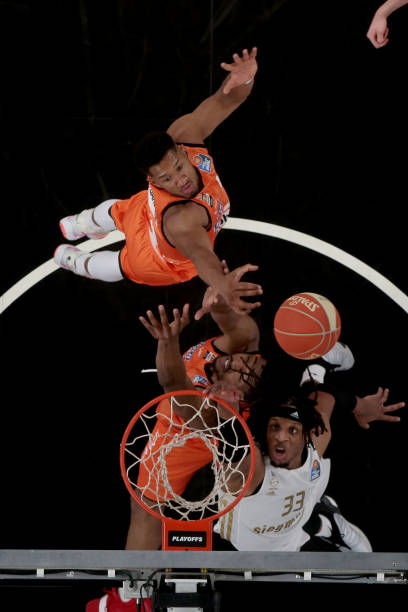 守效率却显 守效率却显