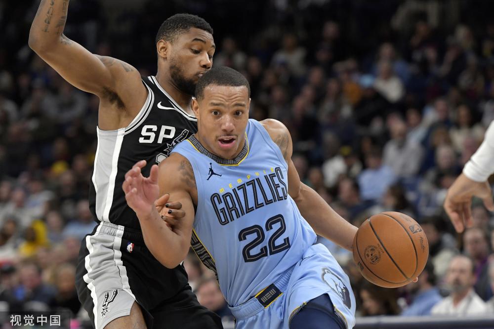 队内每一名 队内每一名